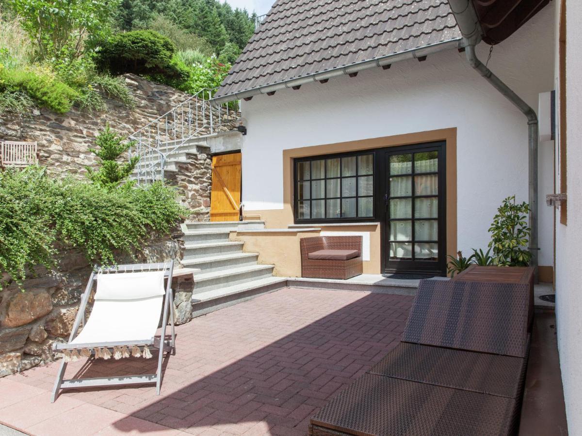 A Modern Apartment In The Hunsr Ck Region S Romantic Drohn Valley Merschbach Exterior photo