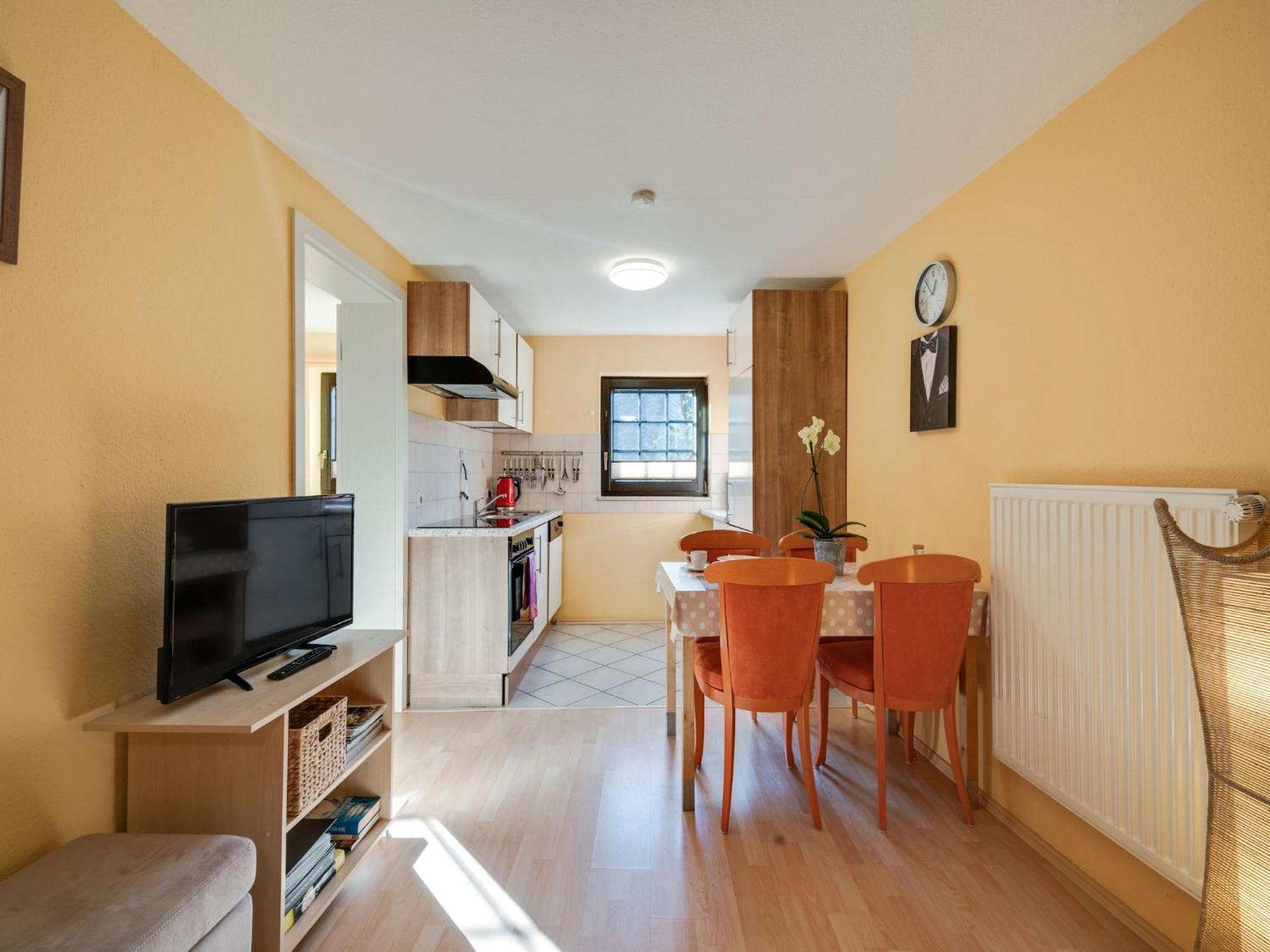 A Modern Apartment In The Hunsr Ck Region S Romantic Drohn Valley Merschbach Exterior photo